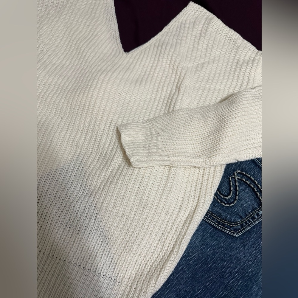 NWT Ivory Twist Back Knot Sweater - Picture 4 of 11